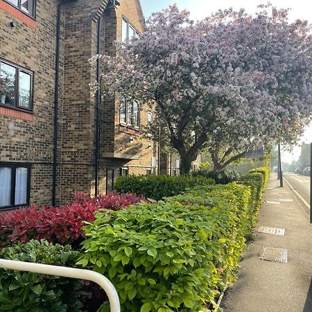 Appartamento Grundy House Uxbridge Esterno foto