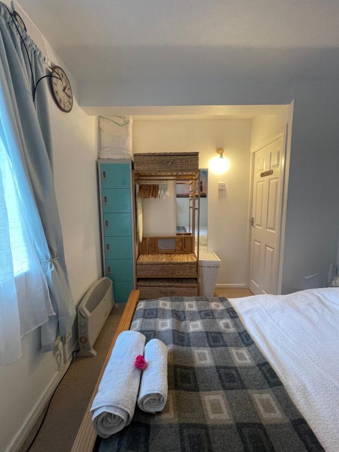 Appartamento Grundy House Uxbridge Esterno foto
