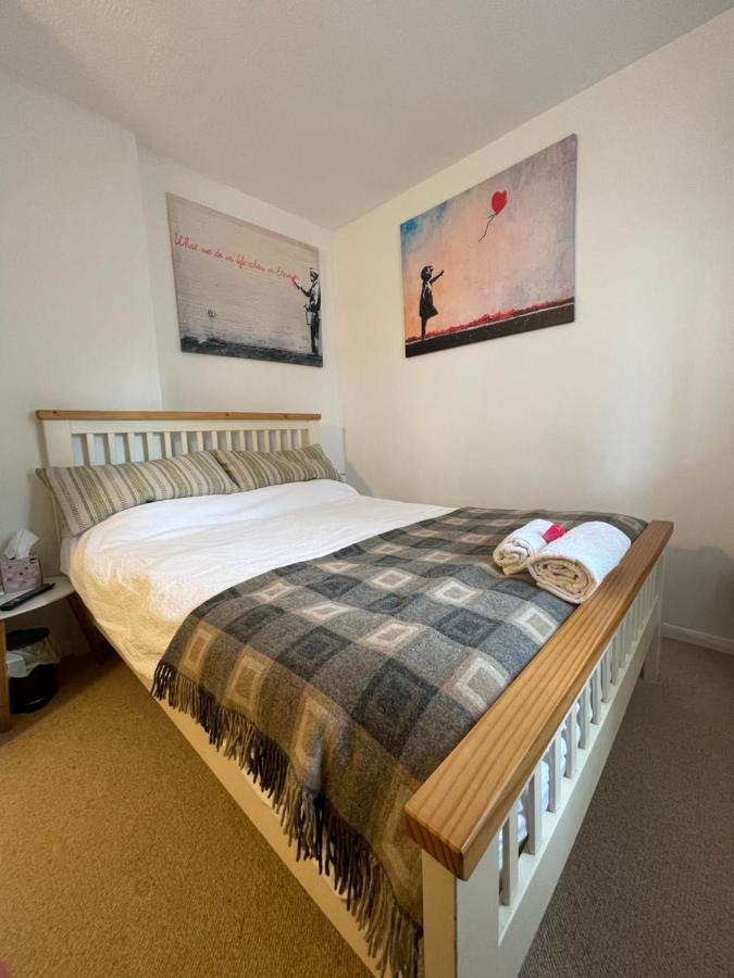 Appartamento Grundy House Uxbridge Esterno foto