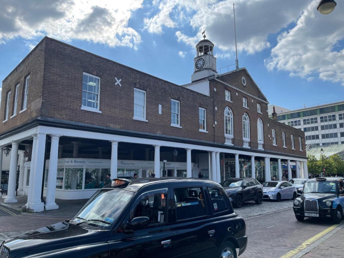 Appartamento Grundy House Uxbridge Esterno foto