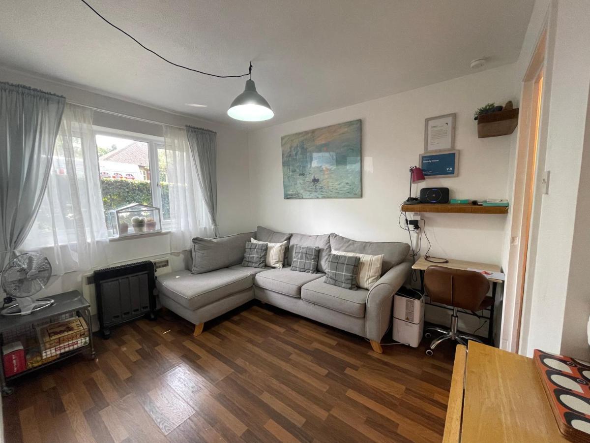 Appartamento Grundy House Uxbridge Esterno foto