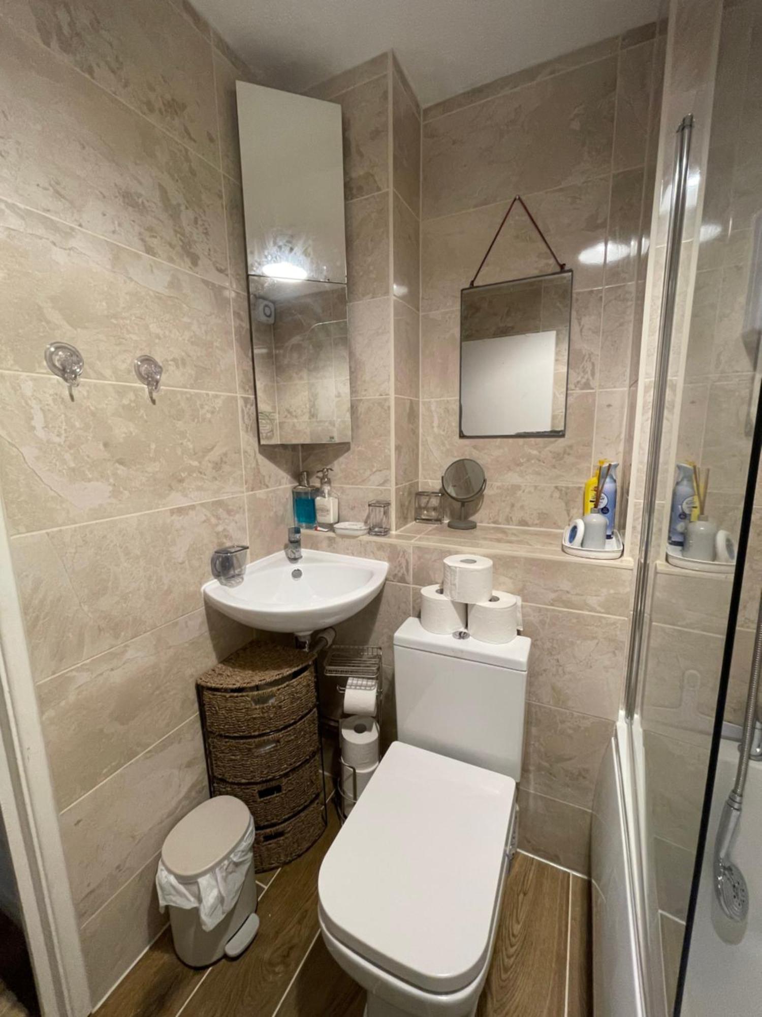 Appartamento Grundy House Uxbridge Esterno foto
