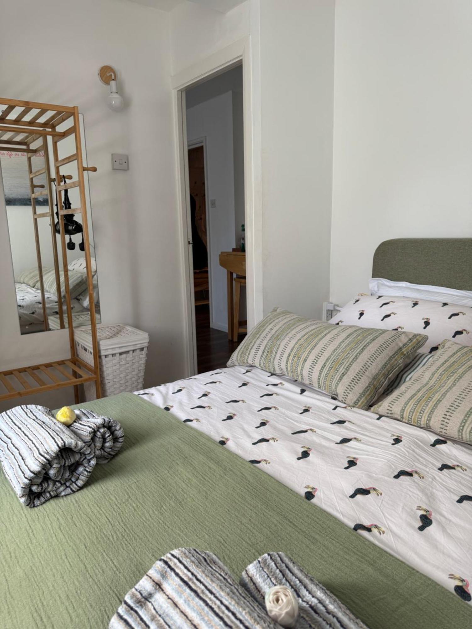 Appartamento Grundy House Uxbridge Esterno foto